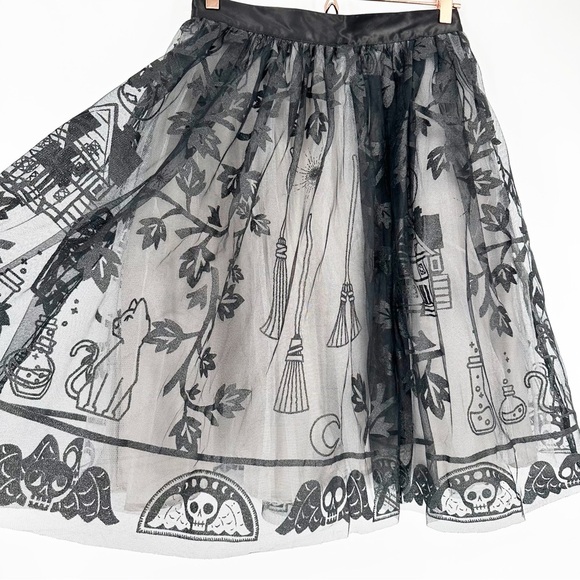 NWT Disney x Unique Vintage Hocus Pocus Tulle Ballerina Skirt - Picture 3 of 9